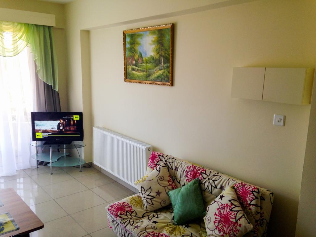 Apartment Nearby Golden Coast Protaras Exterior foto